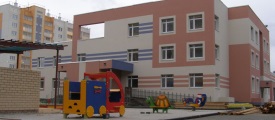 В 50-м микрорайоне Паркового заканчивается строительство детсада на 290 мест